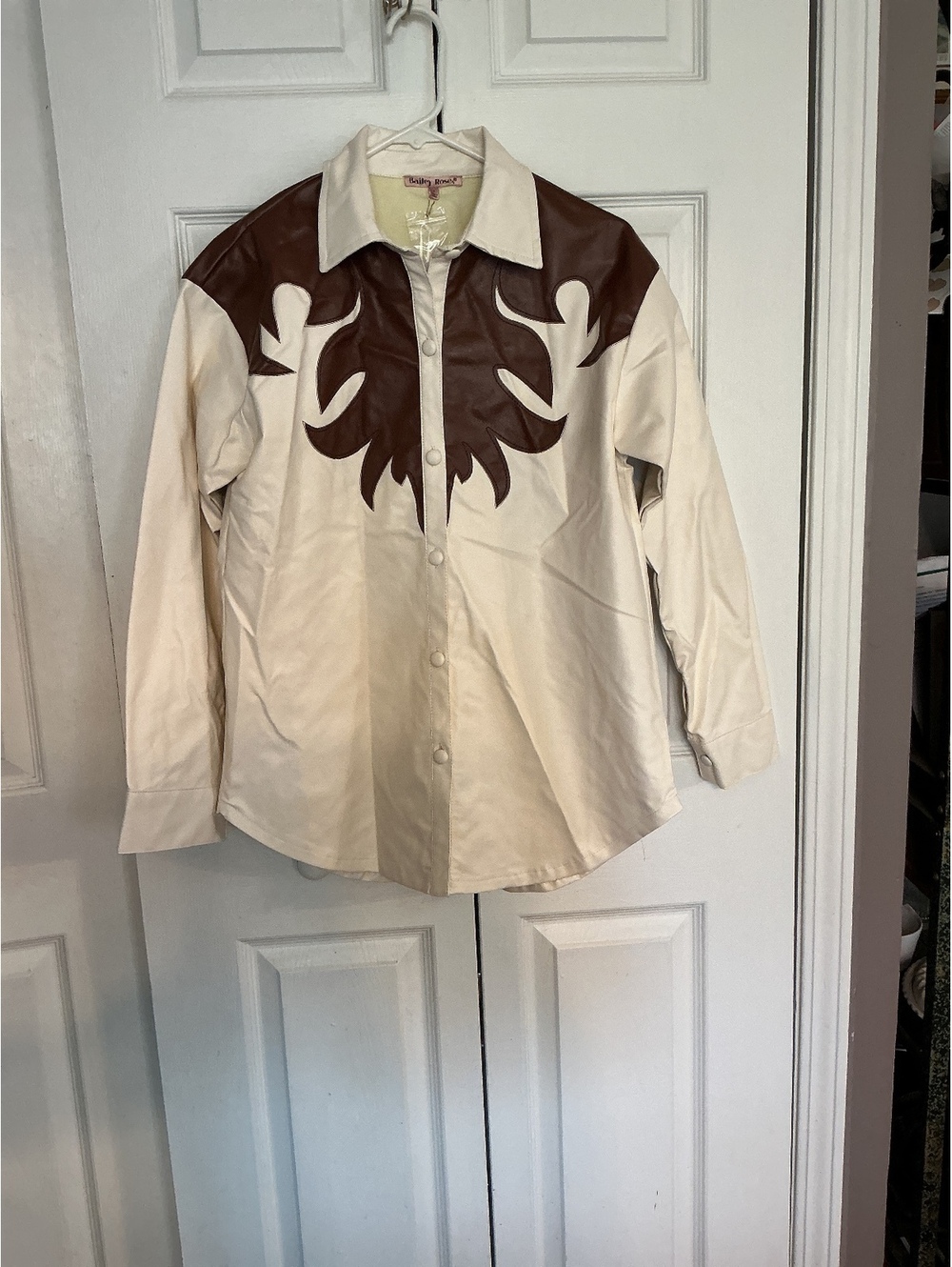 Bailey Rose Wild West Faux Leather Shirt Jacket Sz Small Ivory Brown NWT